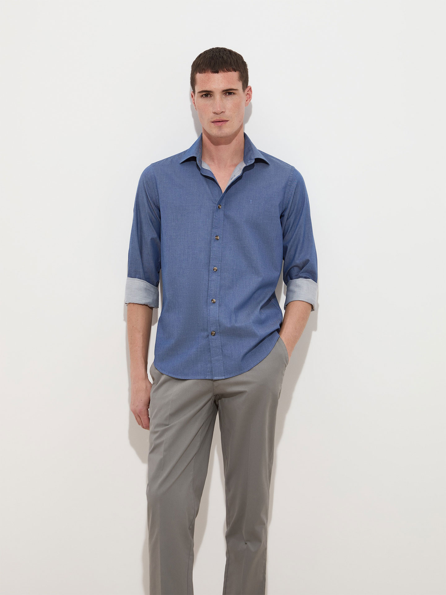 Camisa Slim Fit com Micro-Padrão