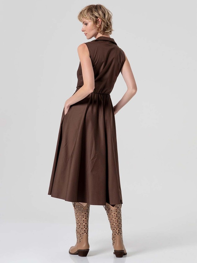 Vestido Midi com Nó Frontal