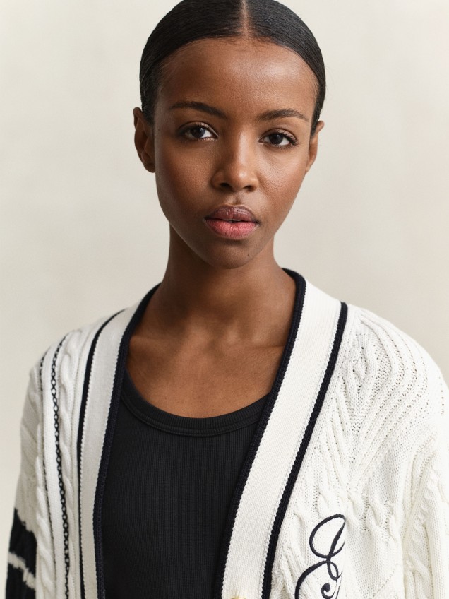 Casaco de Malha com Decote em V