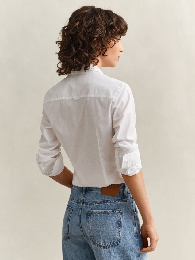 Camisa com Bordado ao Tom