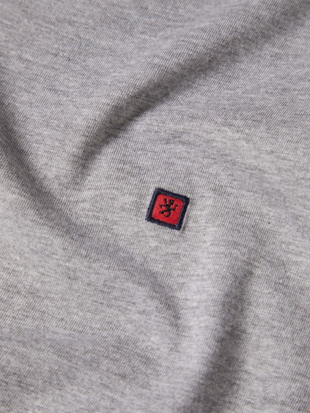 T-shirt Básica com Bordado