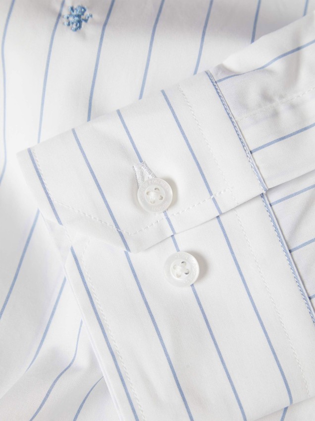 Camisa Regular Fit às Riscas