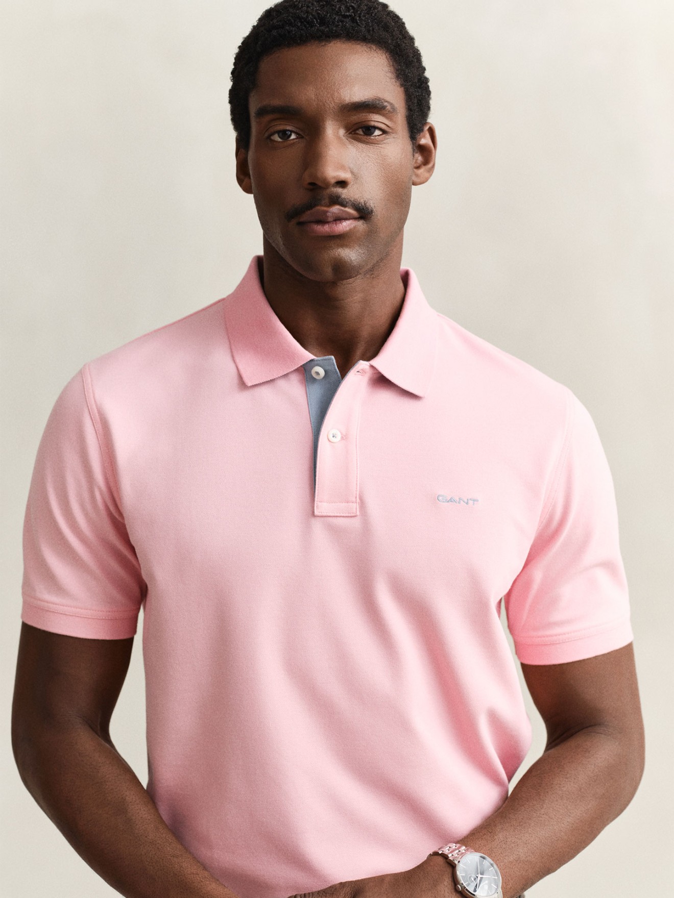 Polo com Log�tipo Bordado