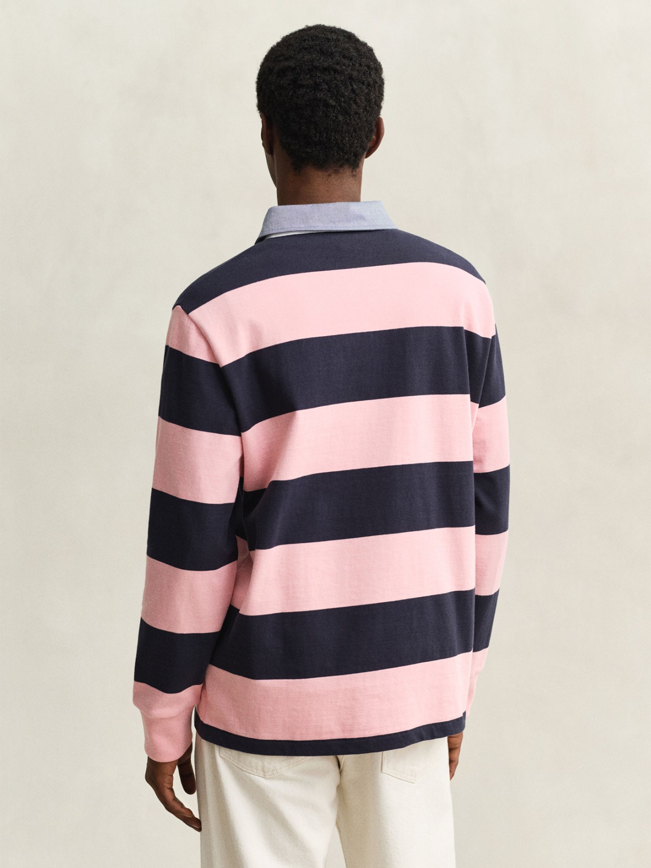 Polo de Manga Comprida �s Riscas