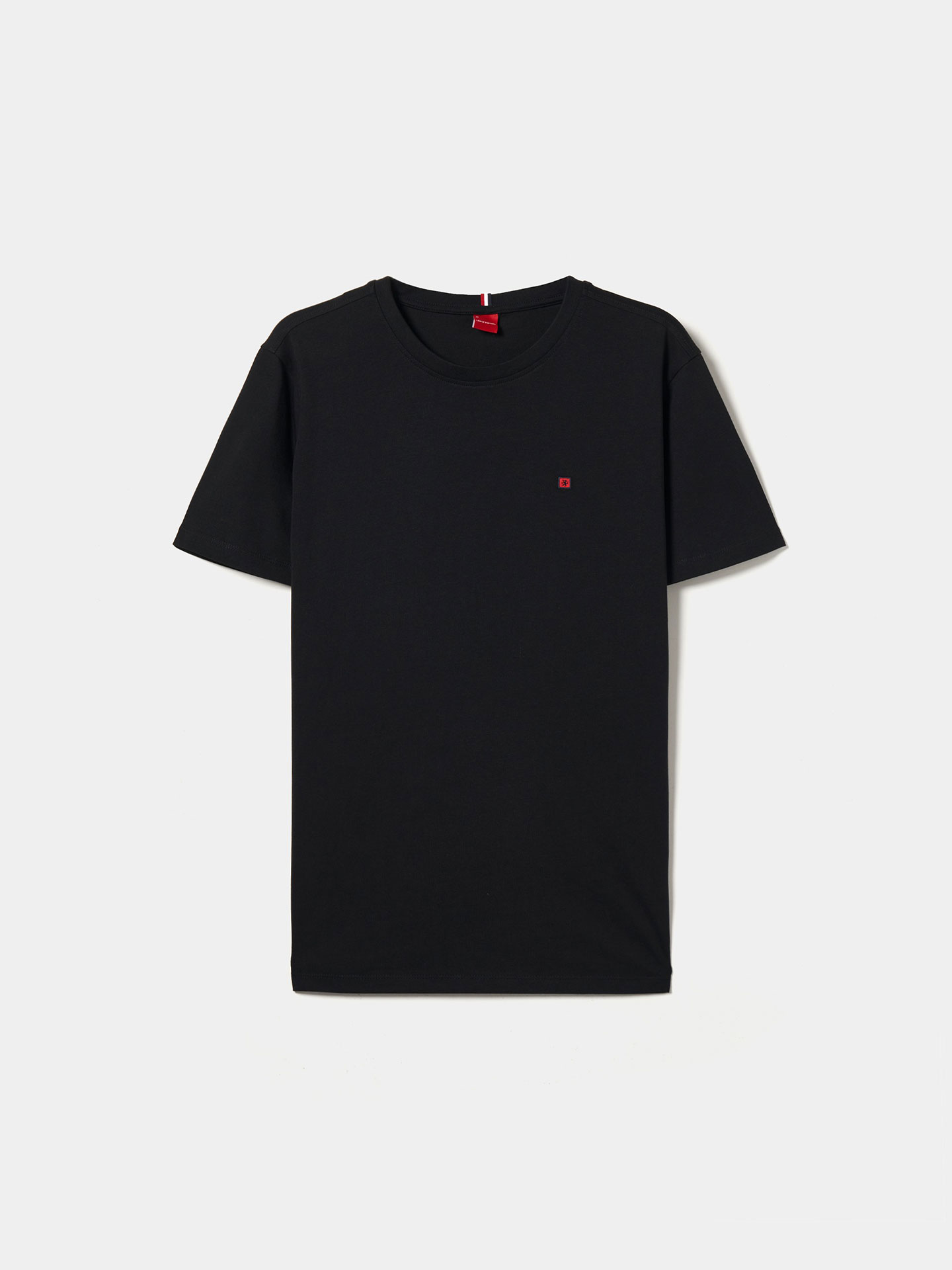 T-shirt Básica com Bordado
