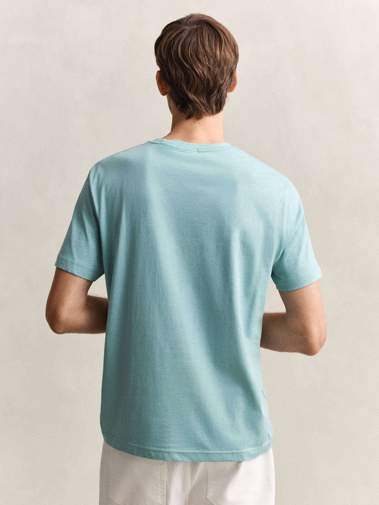 T-shirt com Logótipo Bordado