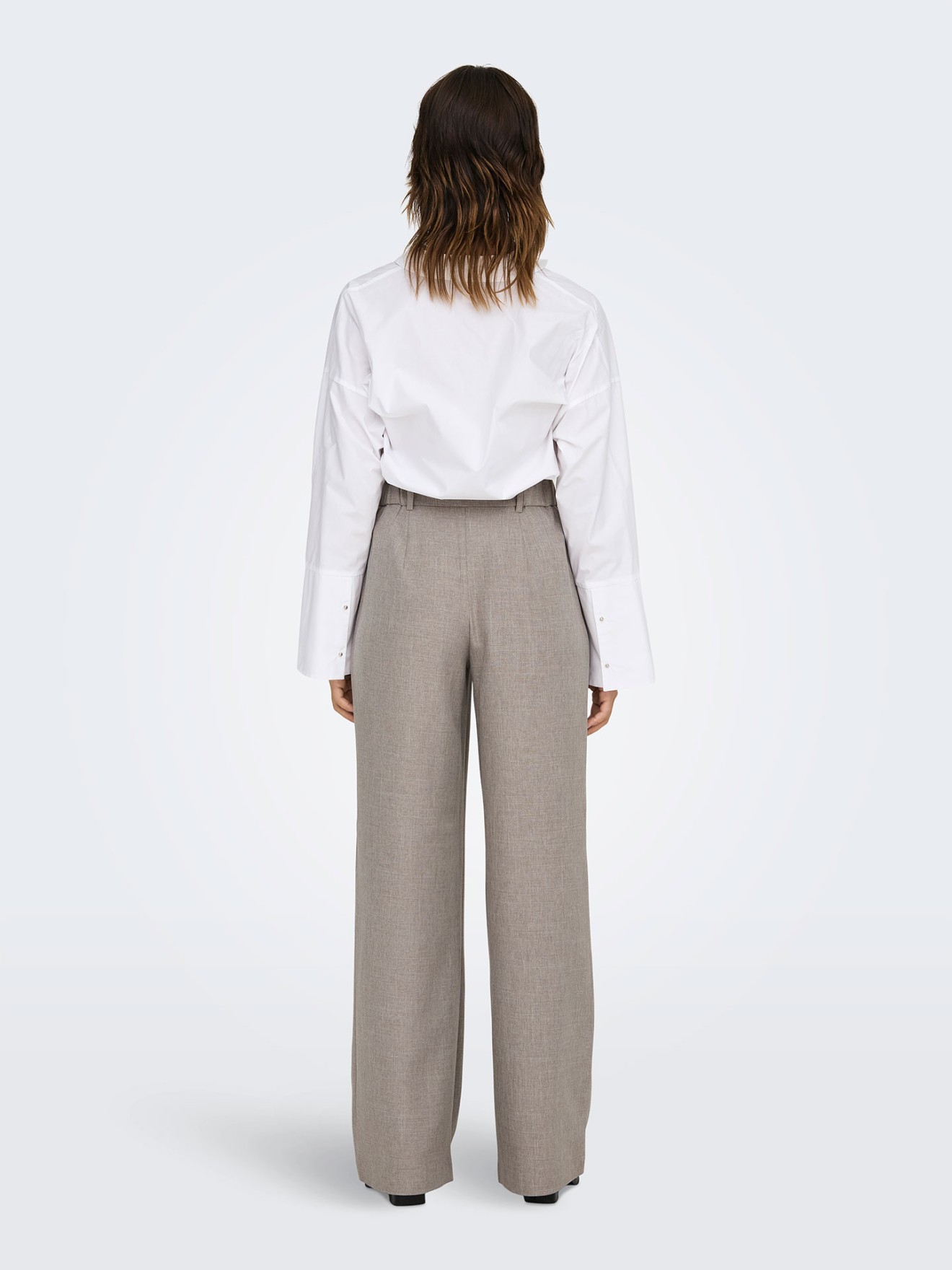 Calças de Corte Reto com Pregas