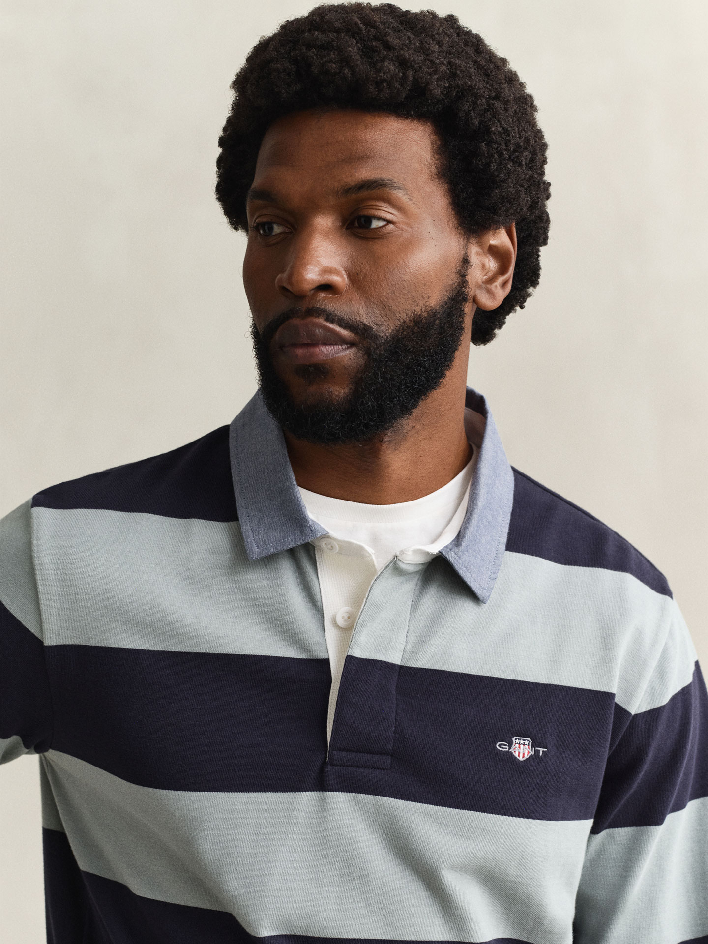 Polo de Manga Comprida às Riscas