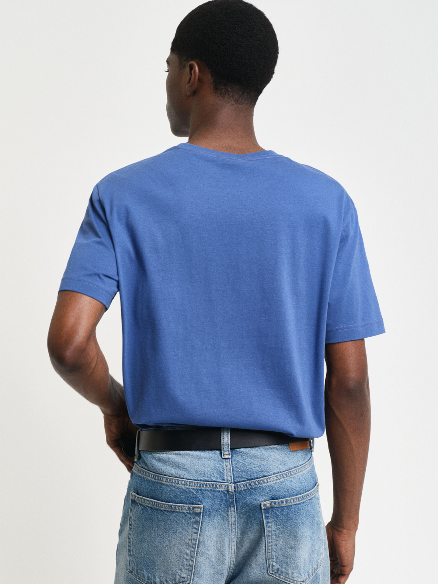T-shirt com Logótipo Bordado