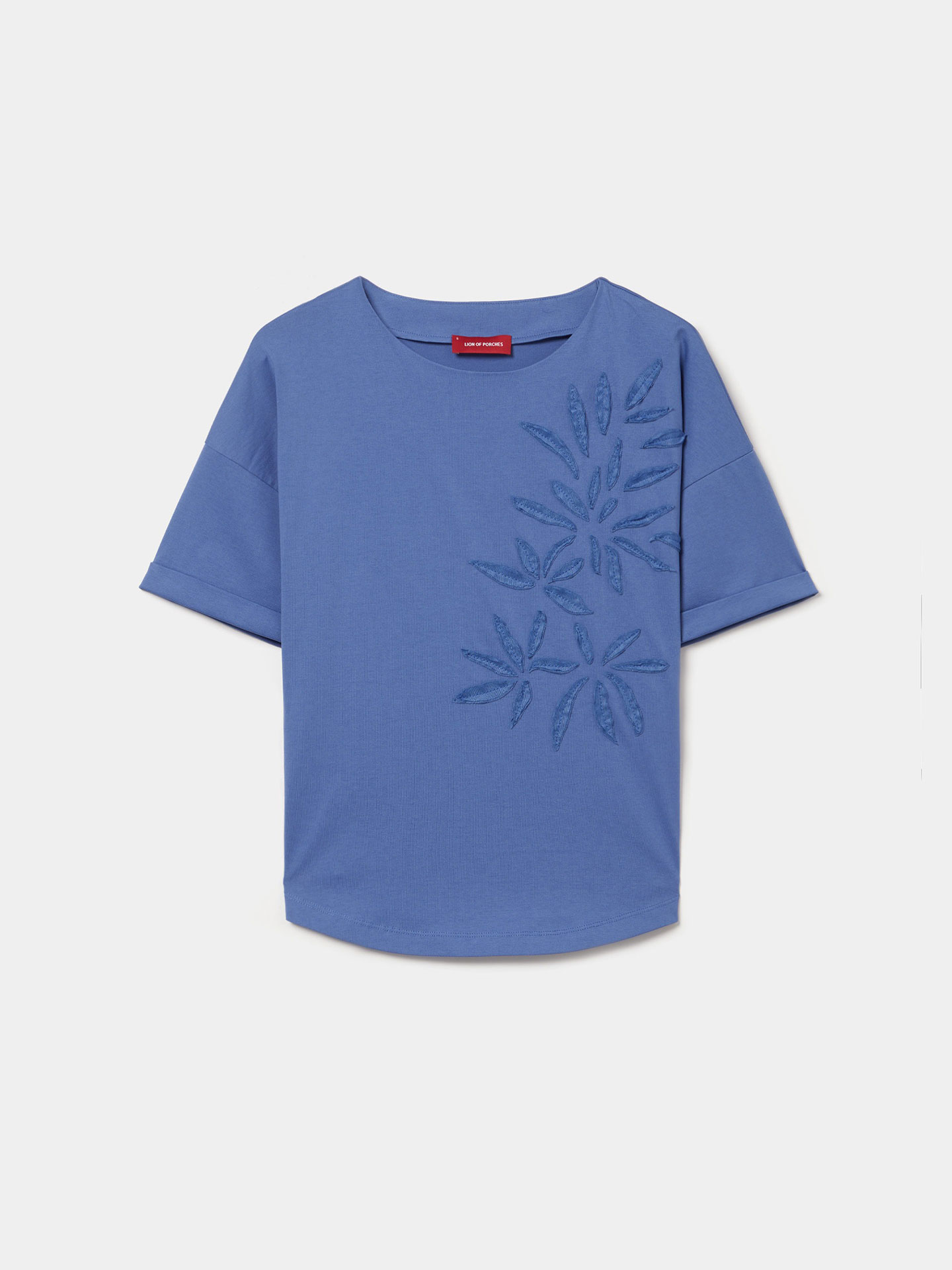 T-shirt com Aplicação de Folhas