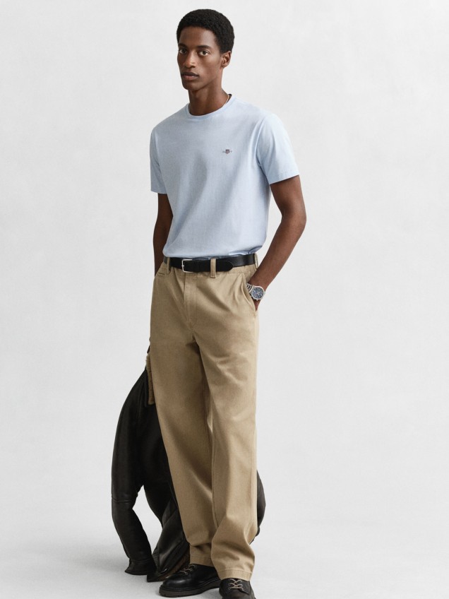 T-shirt com Logótipo Bordado