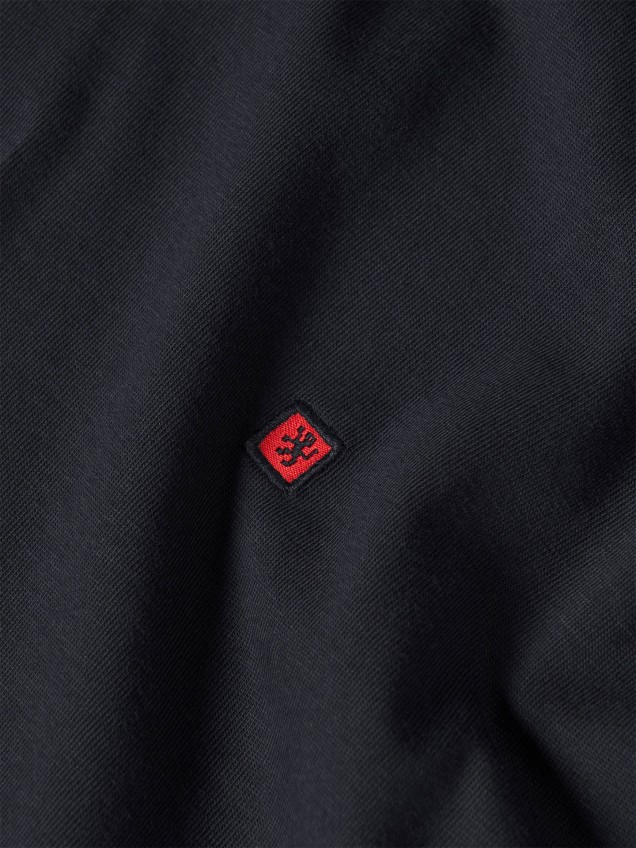 T-shirt Básica com Bordado