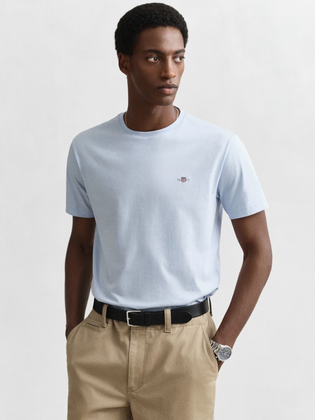 T-shirt com Log�tipo Bordado