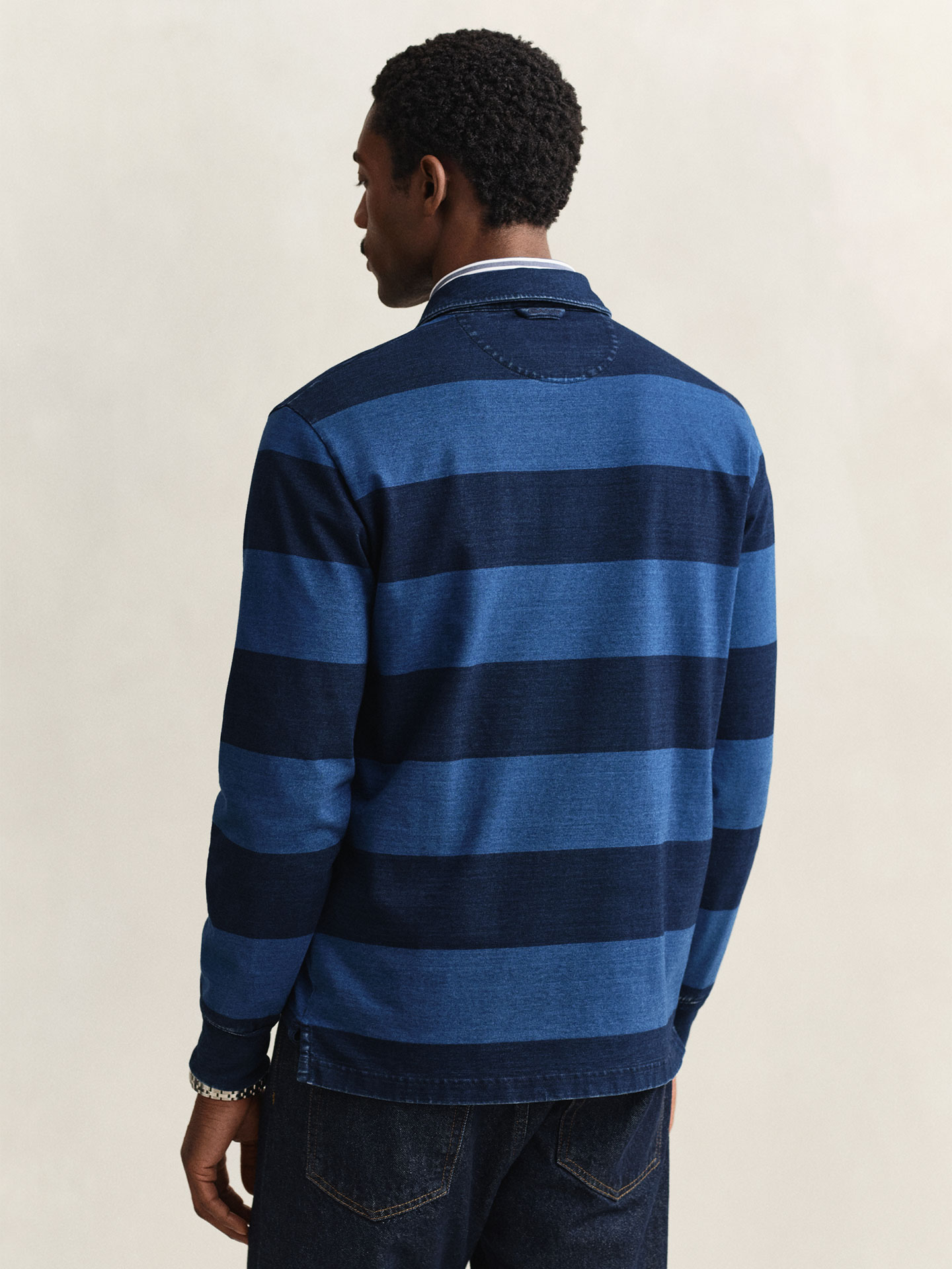 Polo de Manga Comprida às Riscas