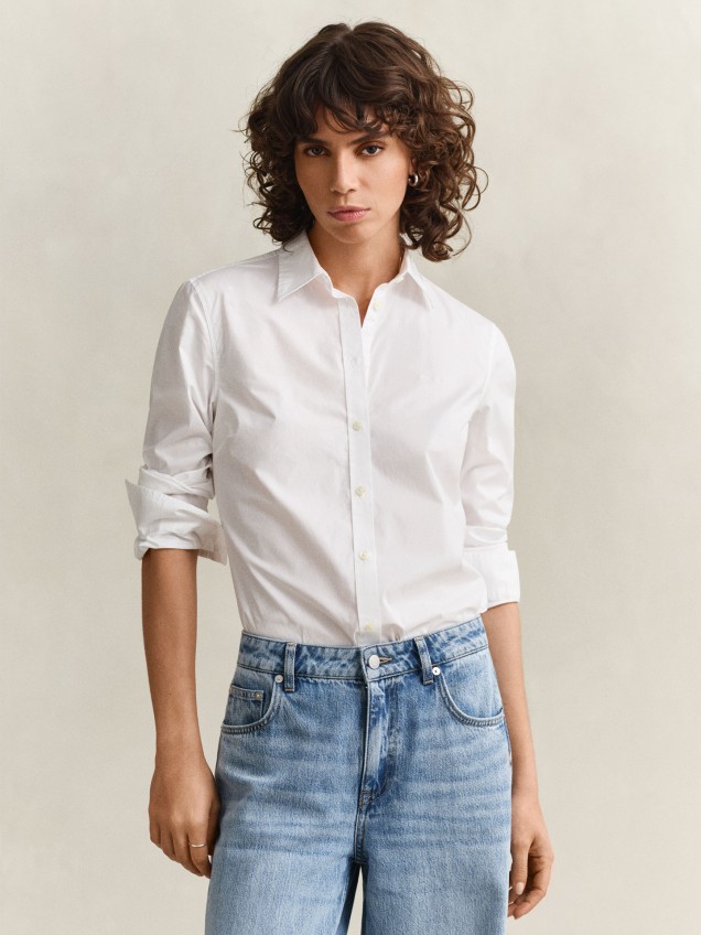 Camisa com Bordado ao Tom