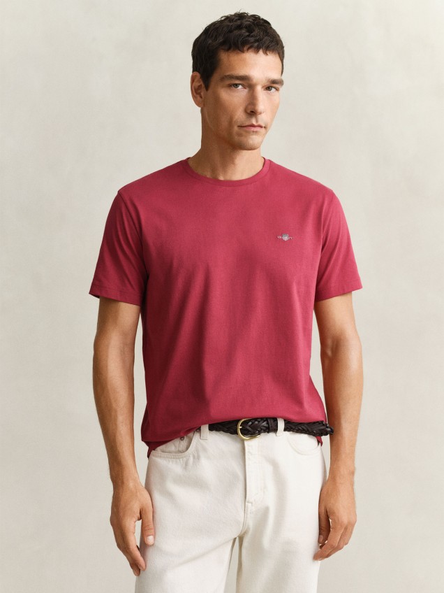 T-shirt com Log�tipo Bordado