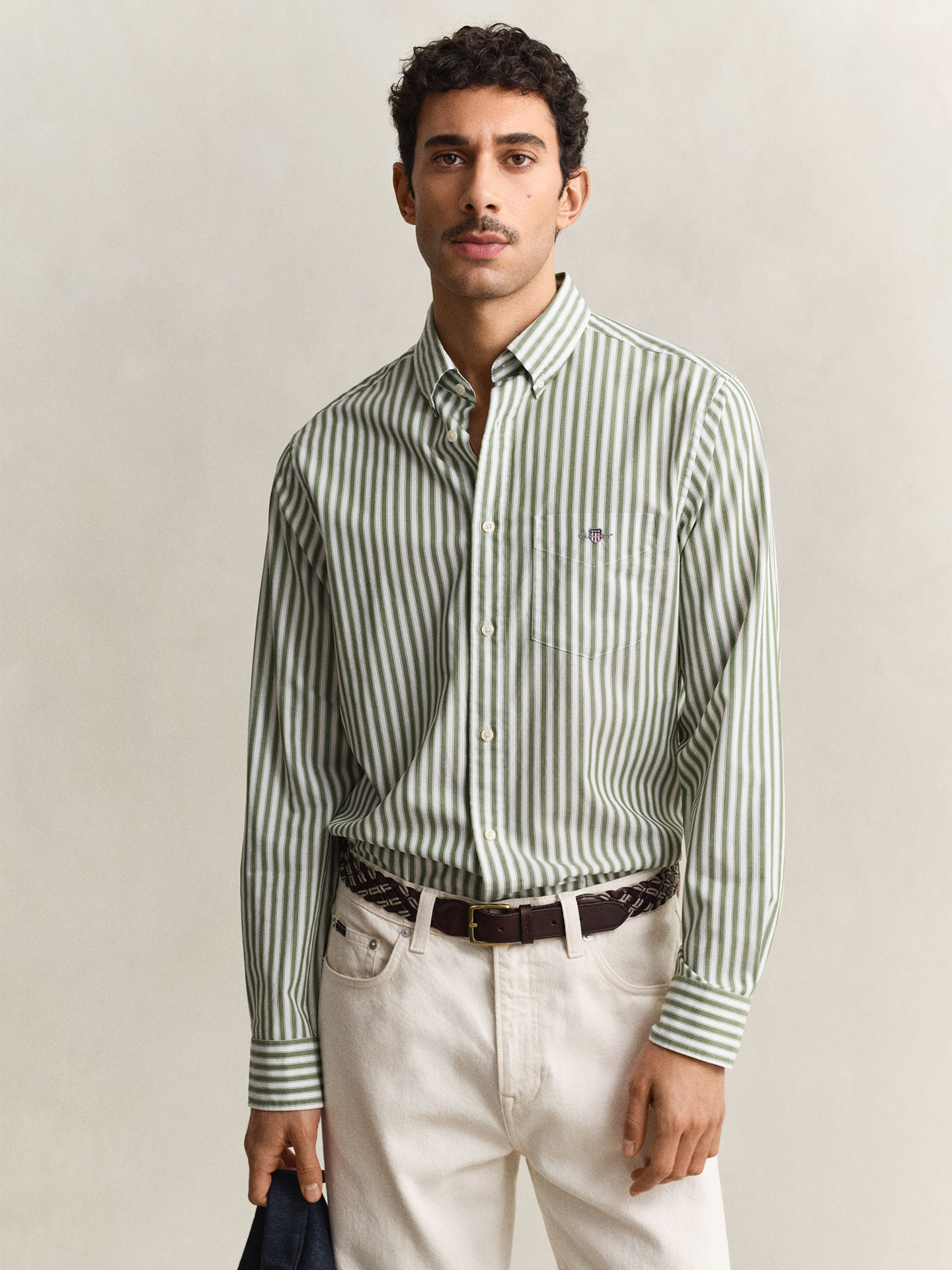 Camisa às Riscas Regular Fit