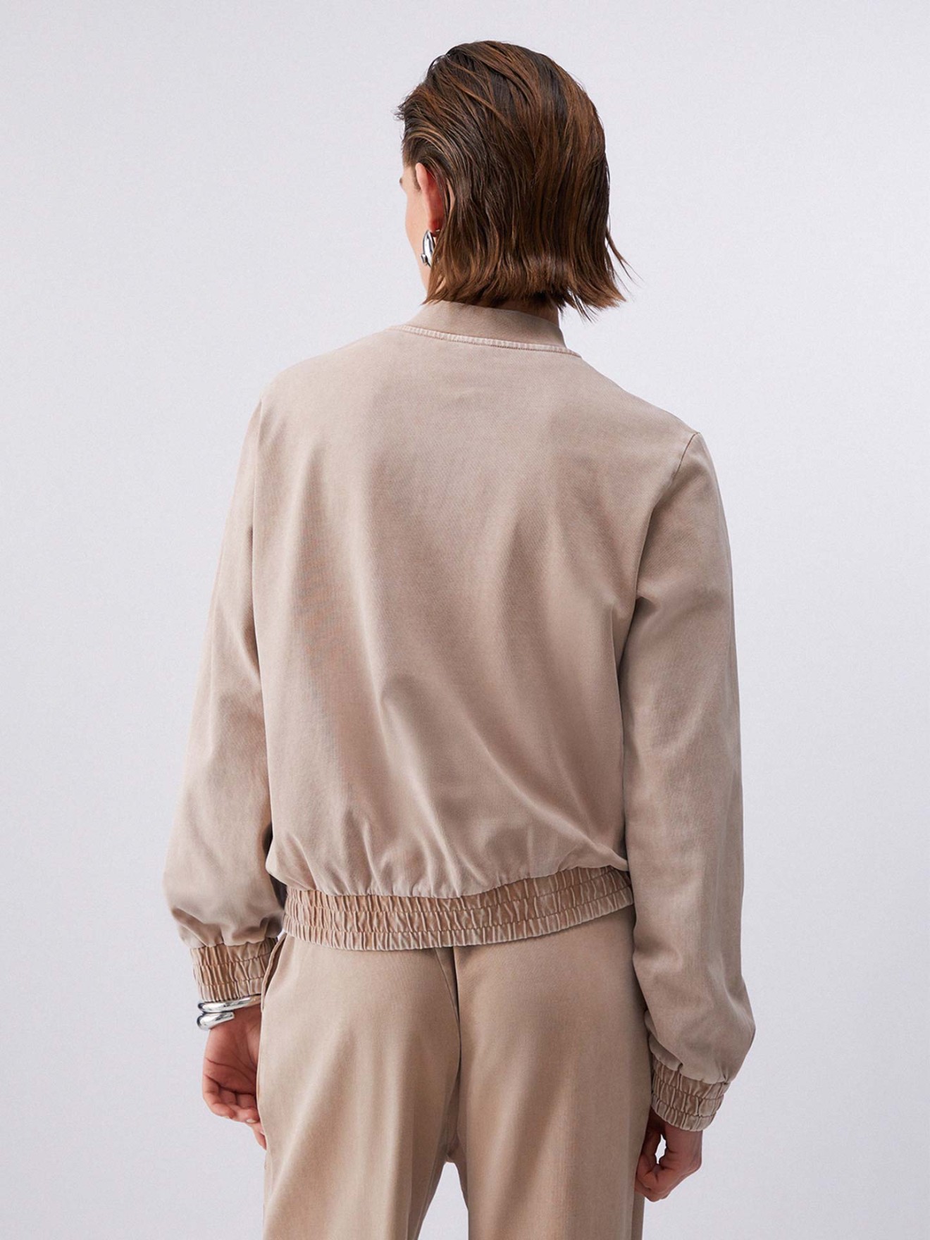 Blus�o Bomber com Efeito Lavado