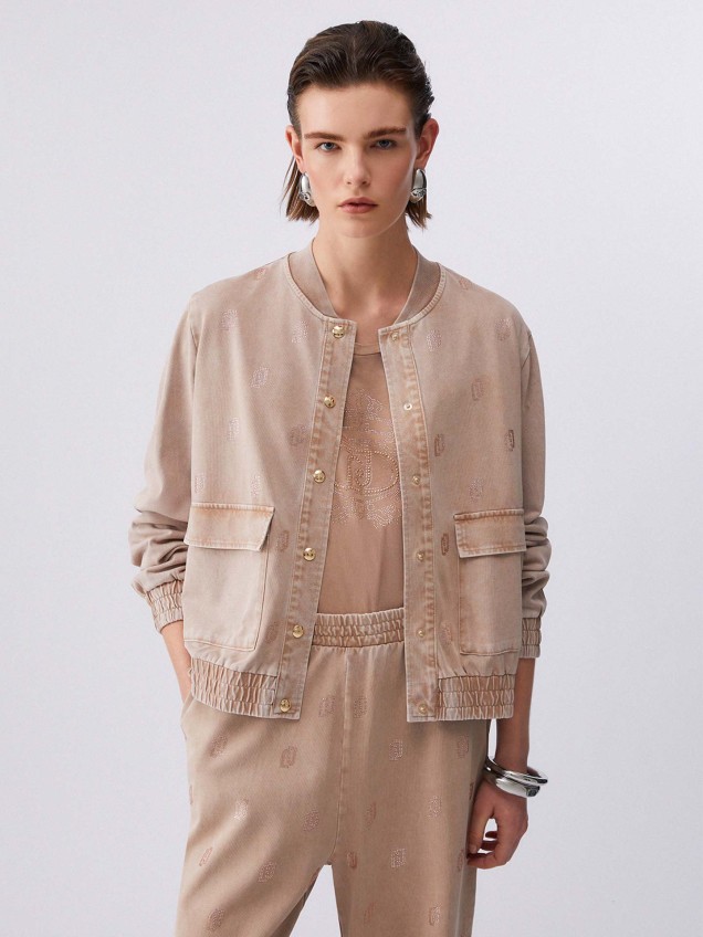 Blus�o Bomber com Efeito Lavado