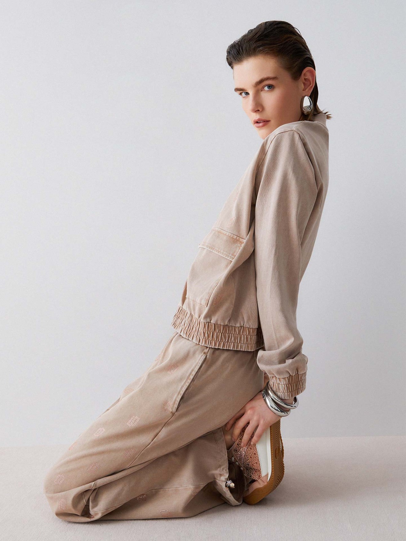 Blus�o Bomber com Efeito Lavado