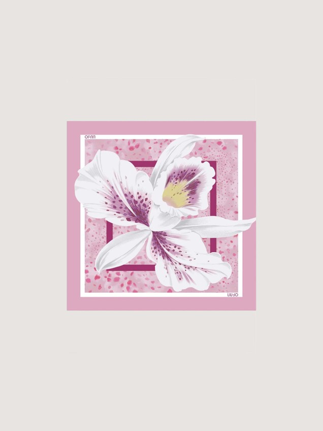 Echarpe com Padr�o Floral