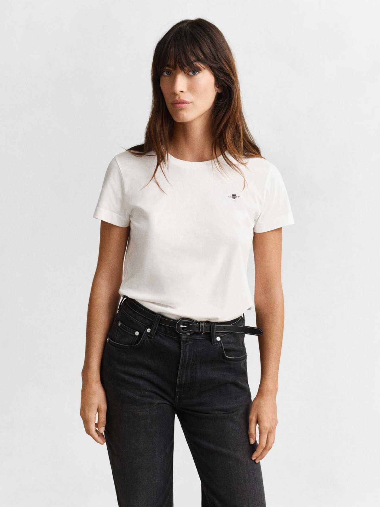 T-shirt com Log�tipo Bordado