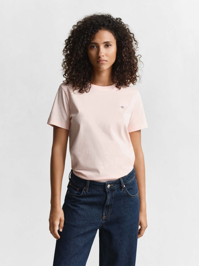 T-shirt com Log�tipo Bordado