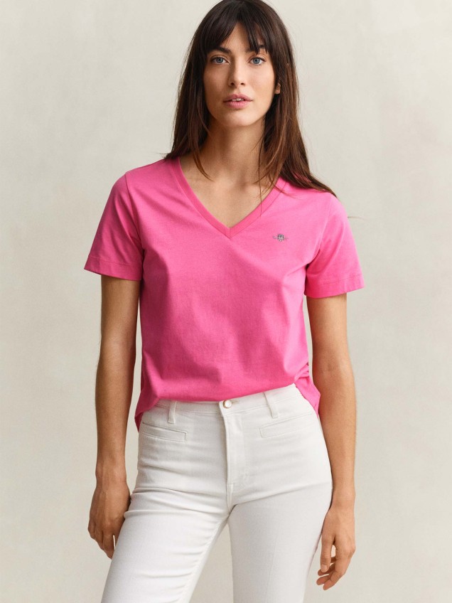T-shirt com Decote em V