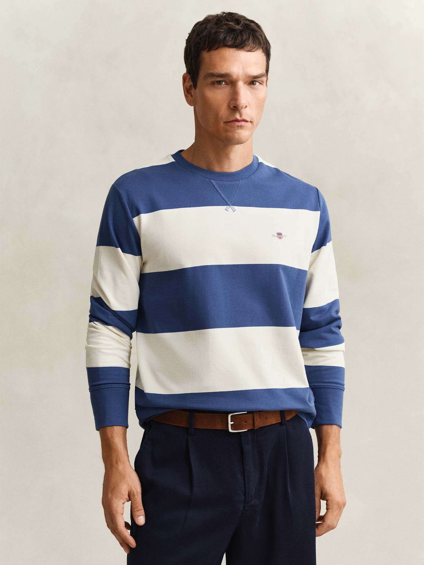 Sweatshirt às Riscas