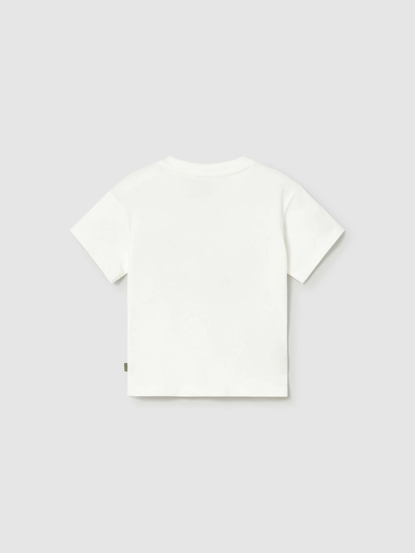 T-shirt com Aplicação 3D