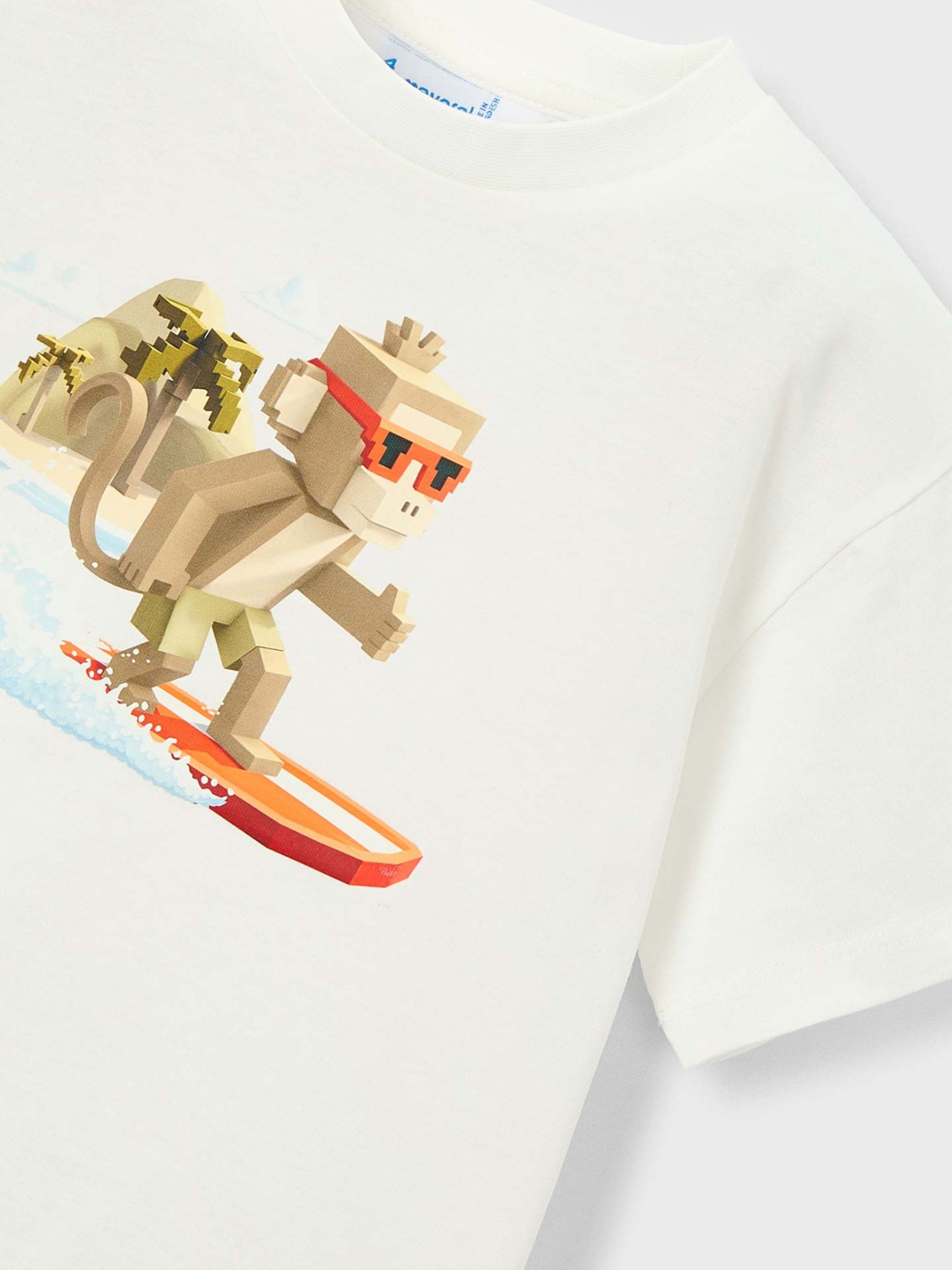 T-shirt com Estampado