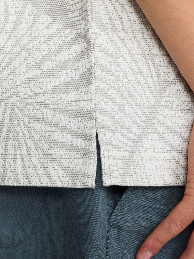 Camisa de Manga Curta com Padrão
