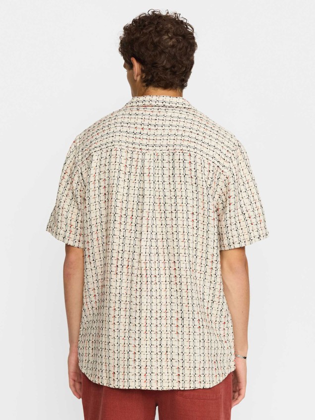Camisa de Tecido Estruturado