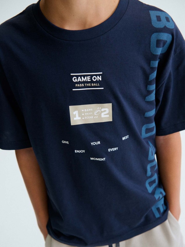 T-shirt com Estampado