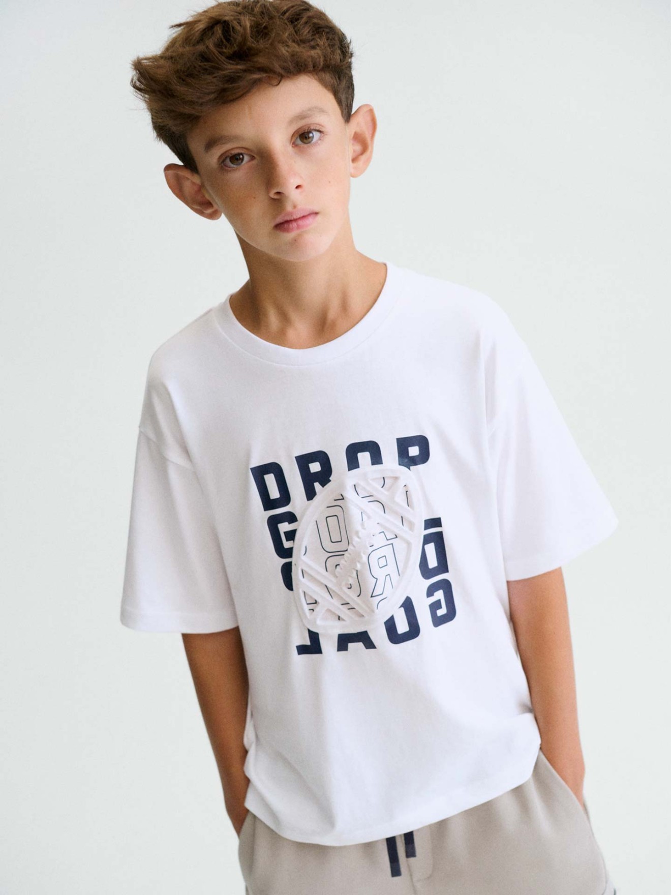 T-shirt com Estampado em Relevo