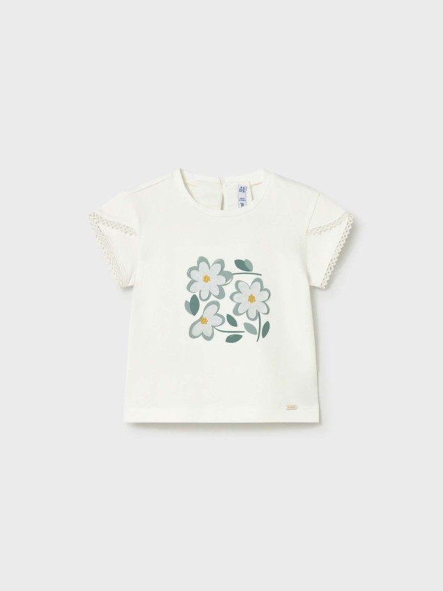 T-shirt com Estampado e Aplicações Florais