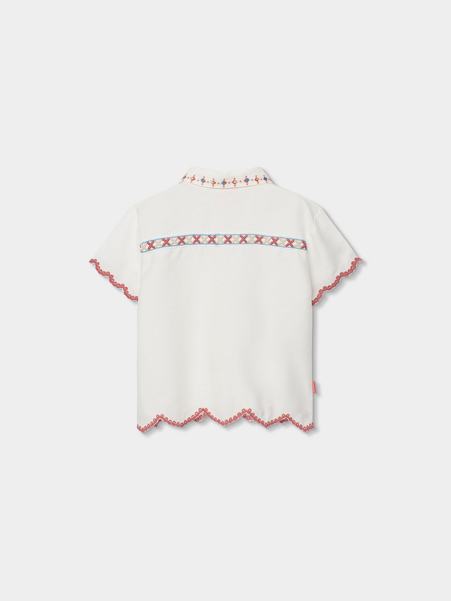 Camisa com Pormenores Bordados