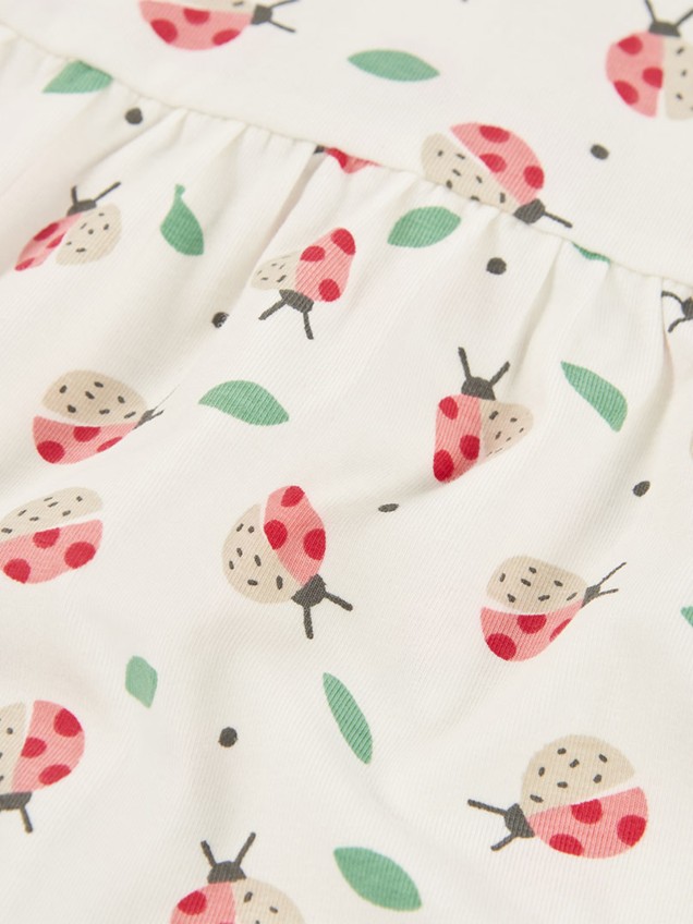 Conjunto de Vestido e Tapa-fraldas