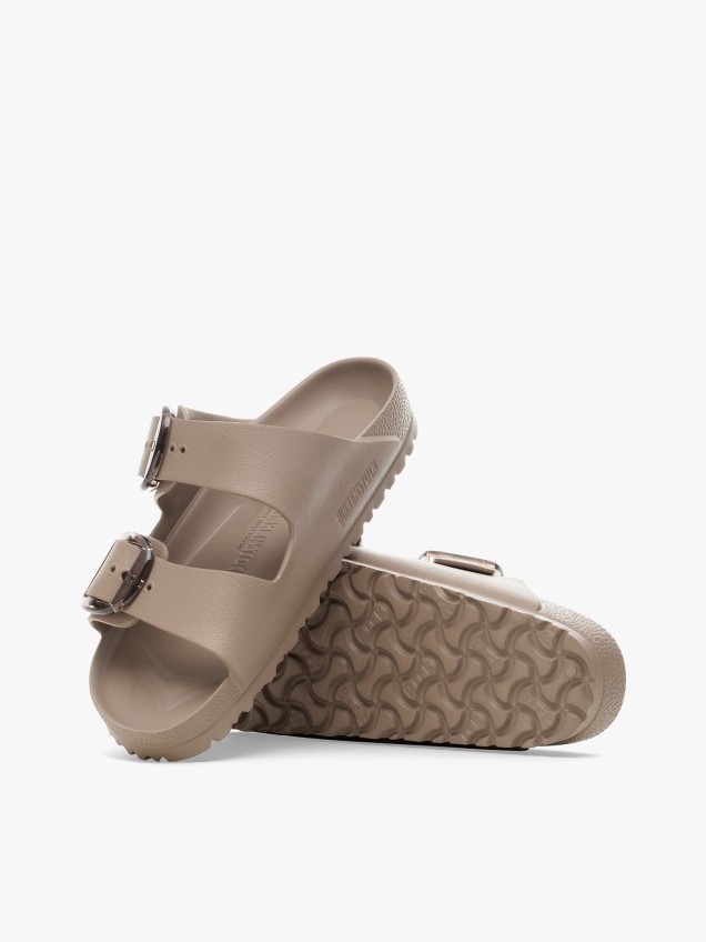 Sandálias Arizona Big Buckle em EVA