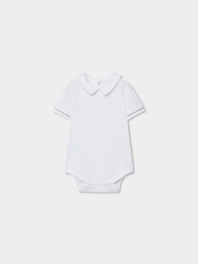 Conjunto de Jardineiras e Body