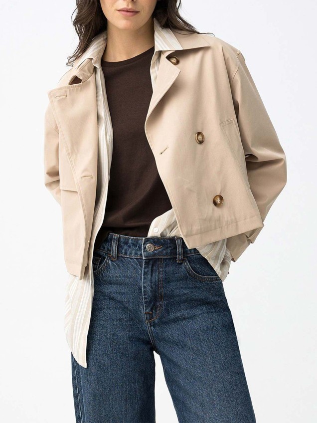Blus�o Tipo Trench Curto