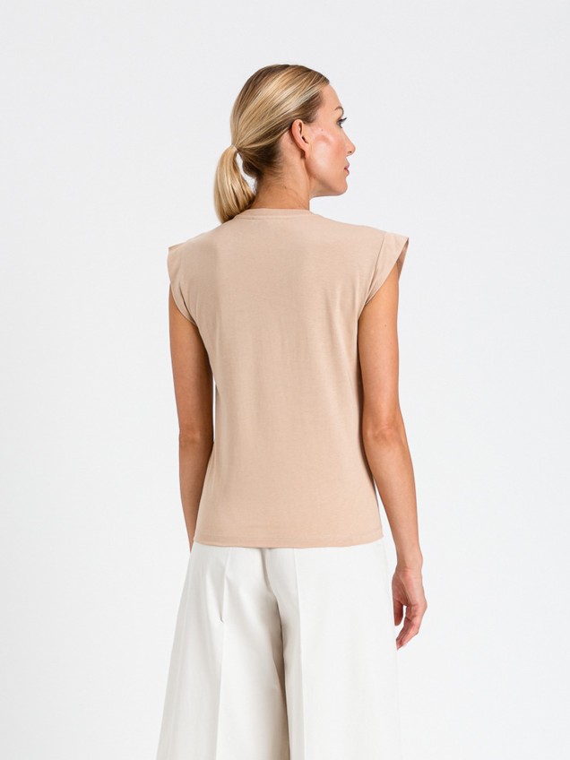 T-shirt com Bolso