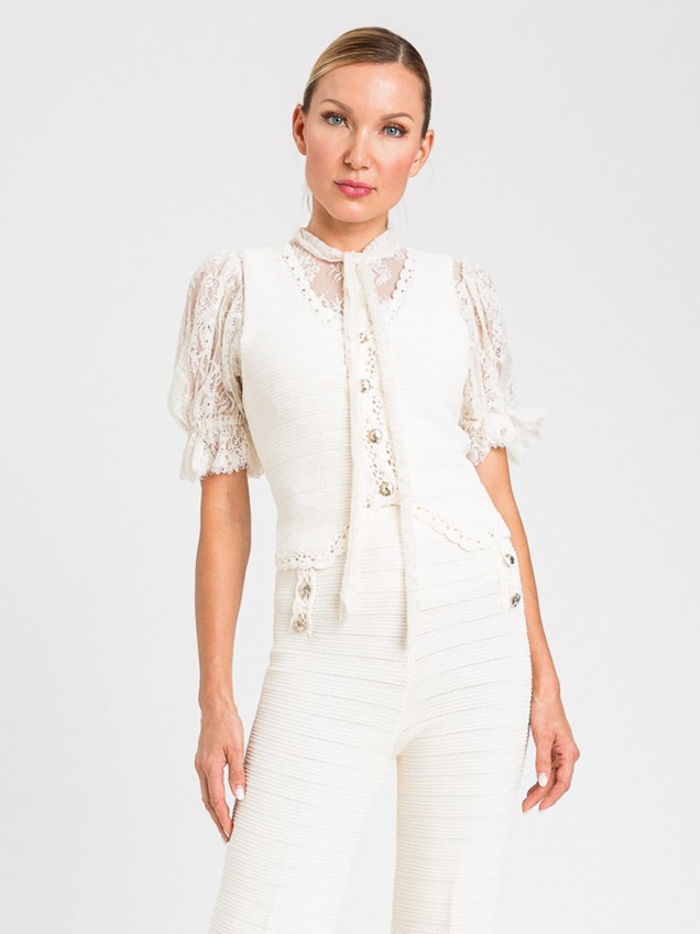 Colete de Malha com Detalhes em Crochet