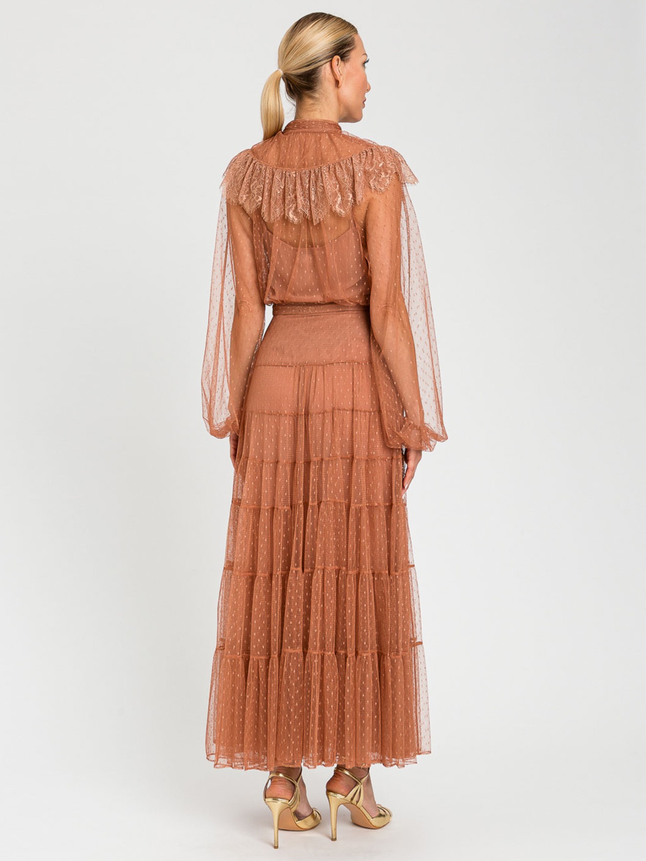 Saia Comprida de Tule