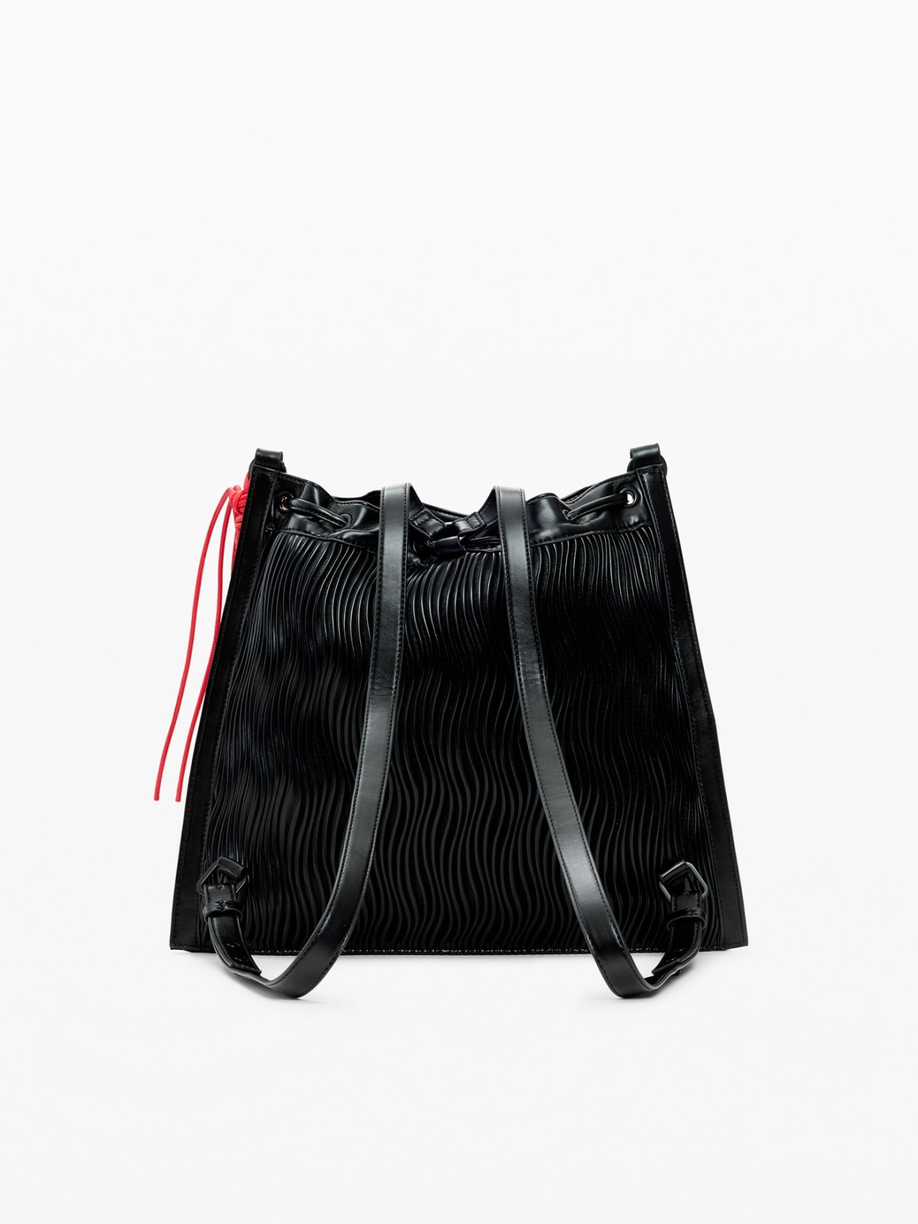 Mochila Mala com Textura em Relevo