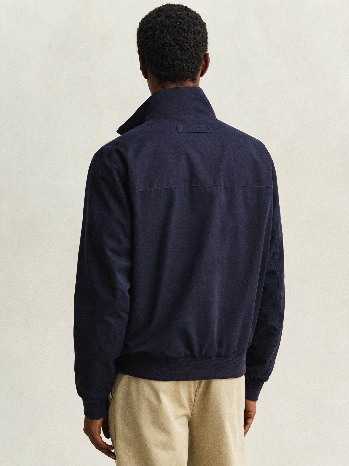 Blusão com Gola Subida