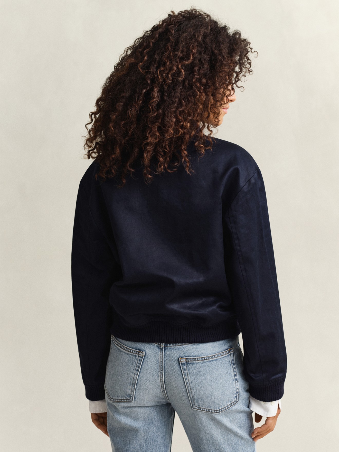 Blus�o Bomber com Emblema no Peito