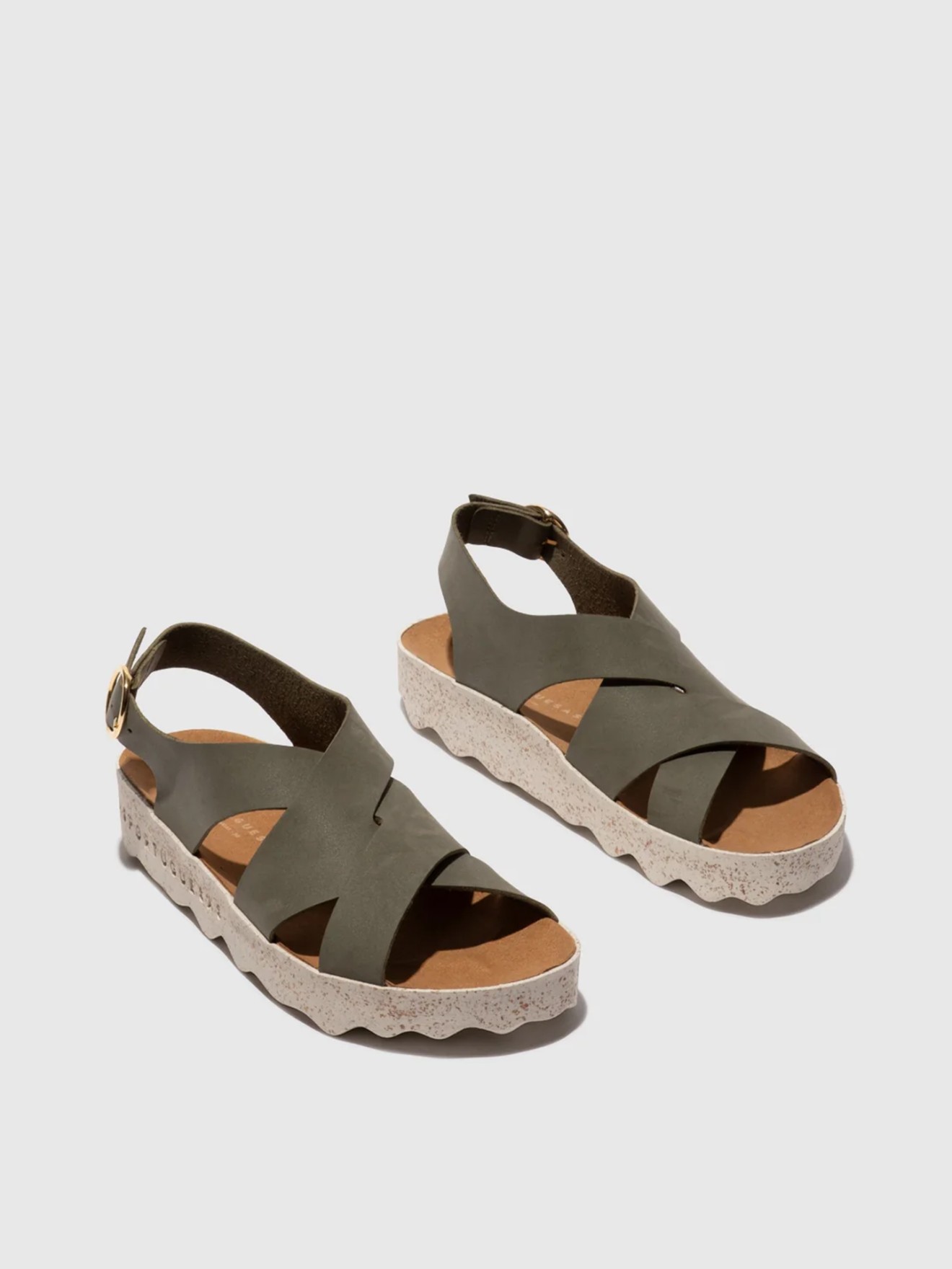 Sand�lias de Plataforma com Tiras Cruzadas Cusk