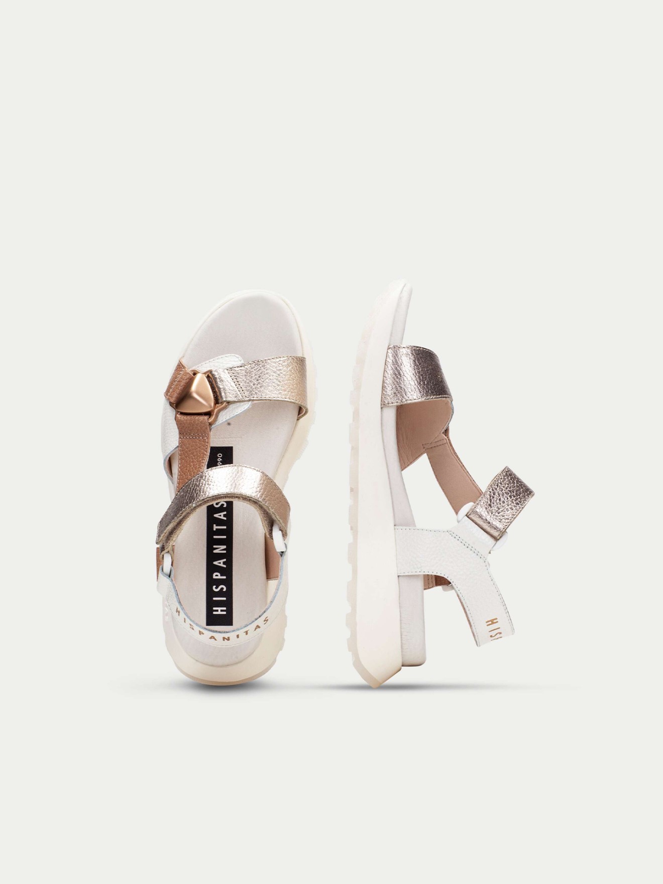 Sand�lias de Plataforma em Pele