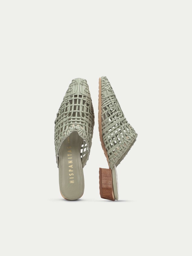 Chinelas Mules Entrançados